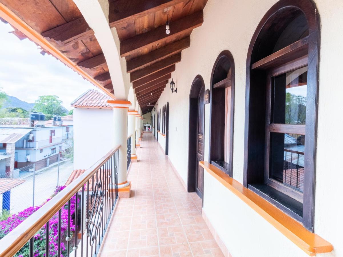 Hotel Villa Real II San Cristóbal de Las Casas Buitenkant foto